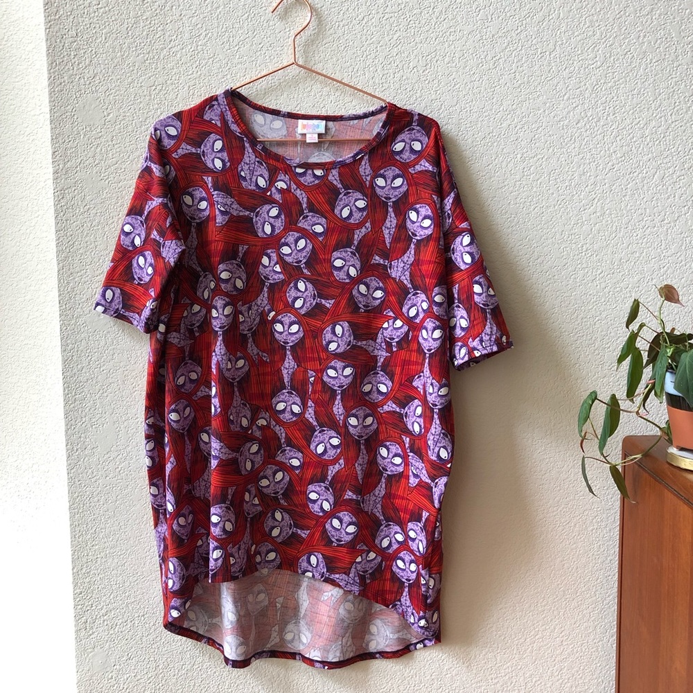 Lularoe • nightmare before christmas/sally tee